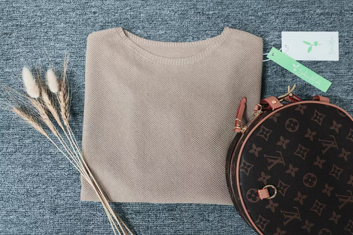 Drune - Goldfarbener einfarbiger Pullover mit Rundhalsausschnitt