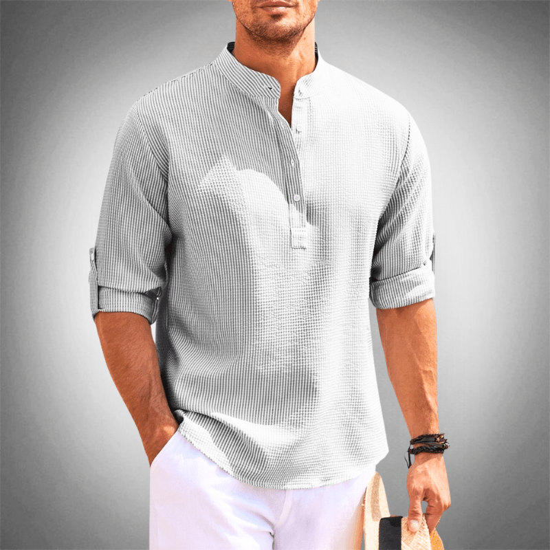 Camicia da uomo alla moda con colletto a mezza altezza: un look casual