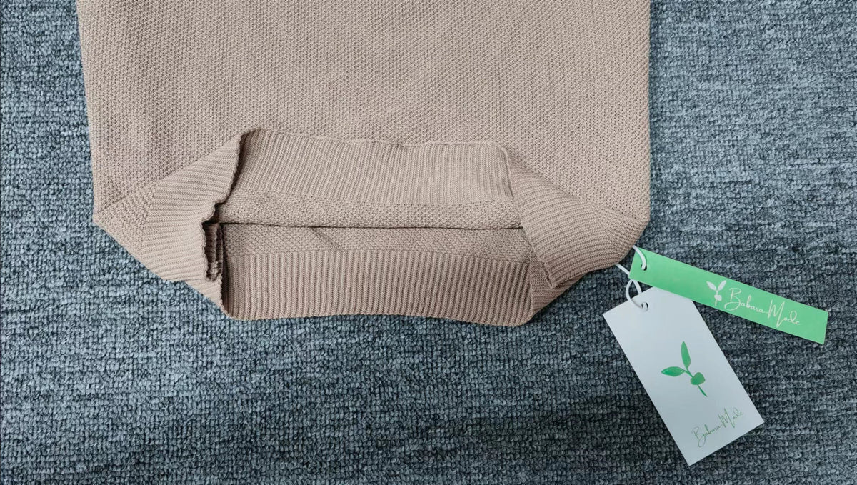 Drune - Goldfarbener einfarbiger Pullover mit Rundhalsausschnitt