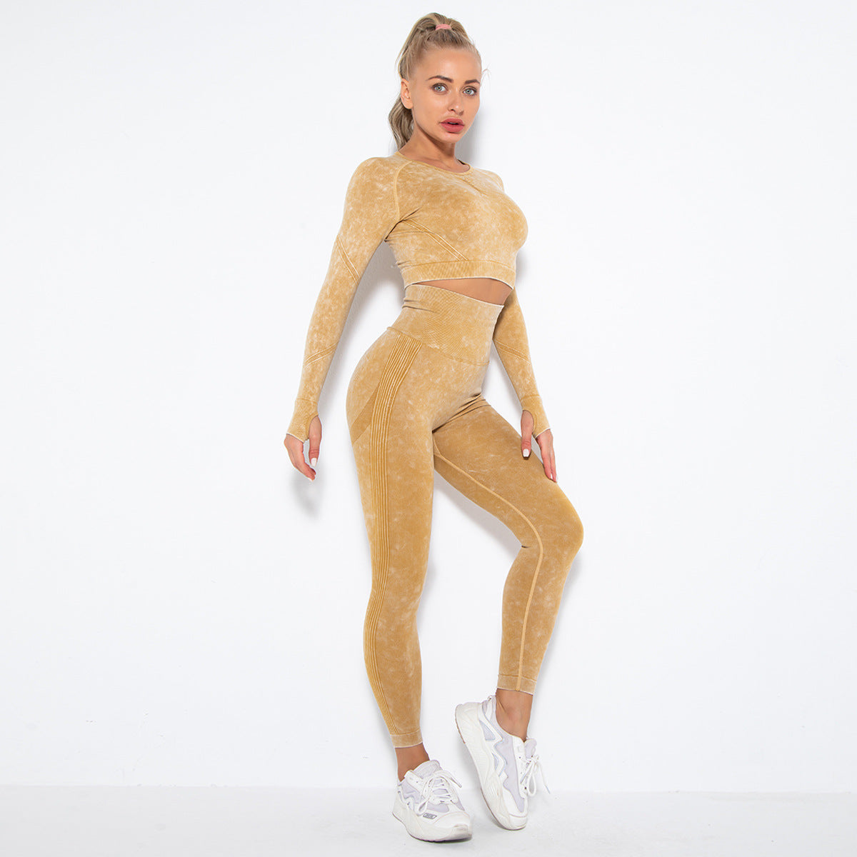 Drune | Sportliches Set Mit Crop Top Und High Waist Leggings