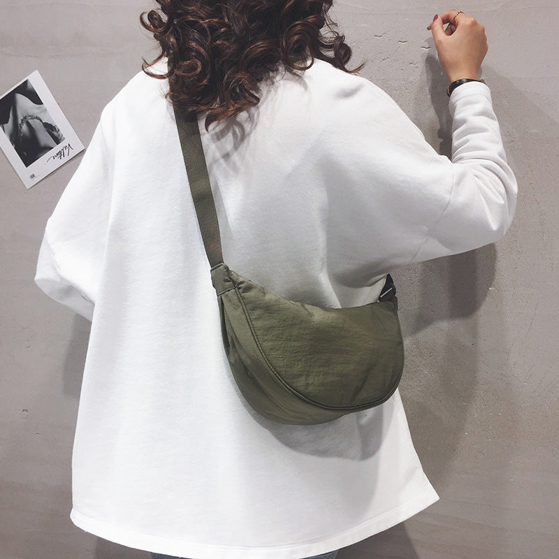 Drune | Halbmondförmige Tasche