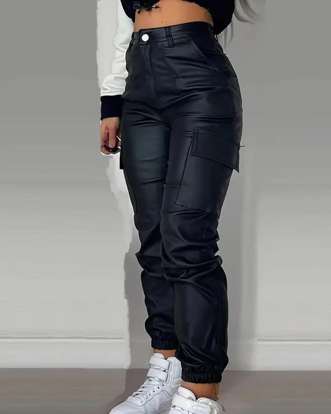 Drune | Hochtaillierte Leder Jogginghose für Frauen