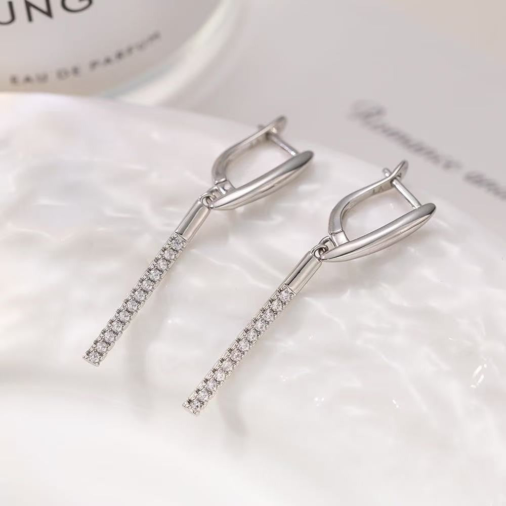 Spiralohrringe Gold/Zirkonia - Strahlender Glamour
