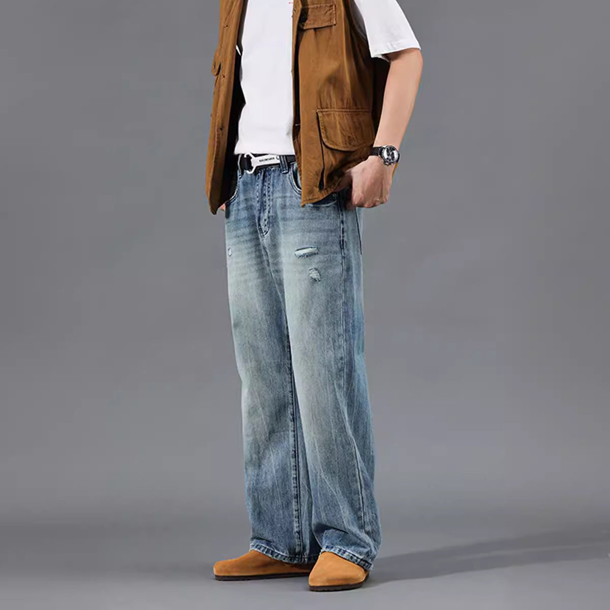 Jeans casual da uomo dal moderno look “destroyed”