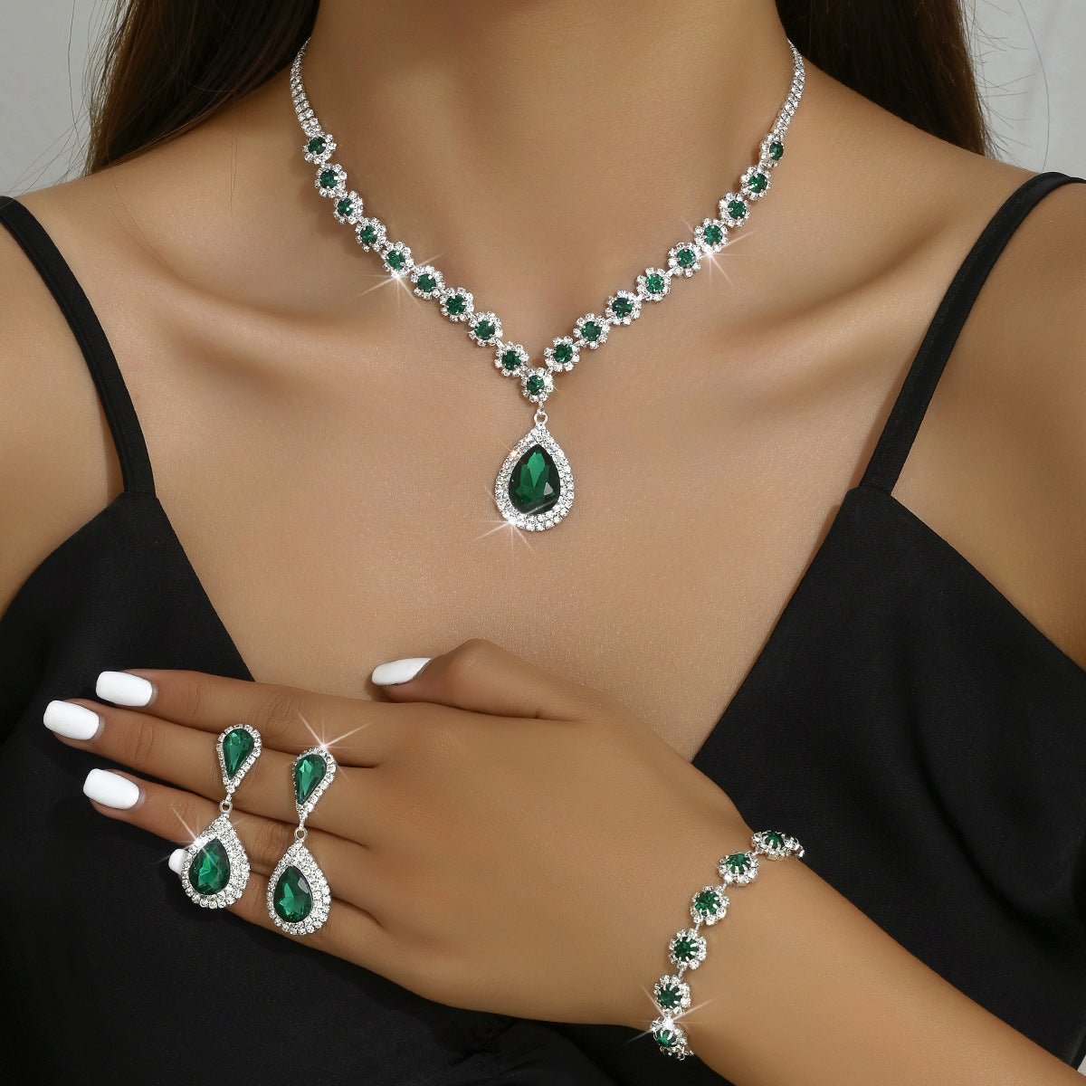 Drune - Galvanisiertes Strass-Schmuckset