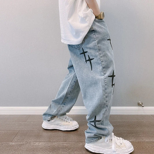 Jeans baggy stampati dal taglio ampio per uomo