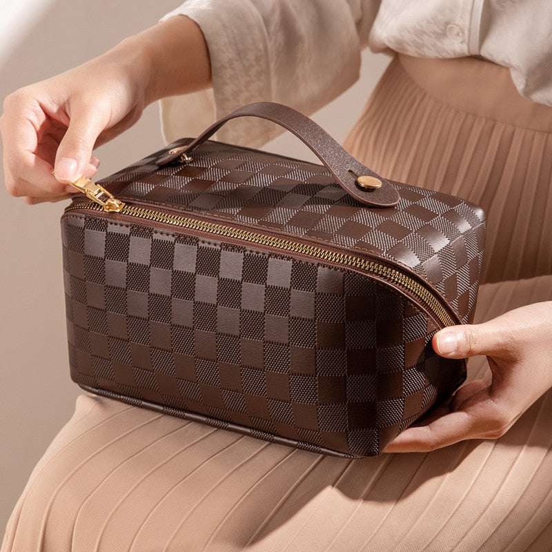 Drune | Luxuriöse karierte Kosmetiktasche