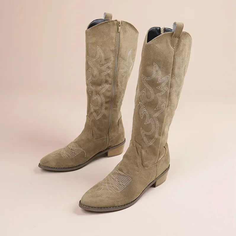 Drune | Kniehohe Cowboystiefel Stickerei Detail