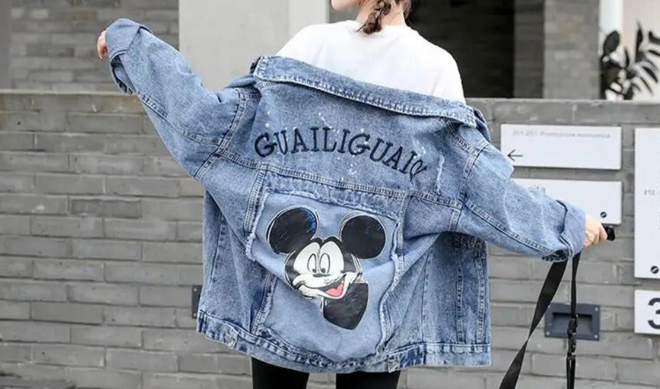 Giacca di jeans da donna in stile moderno