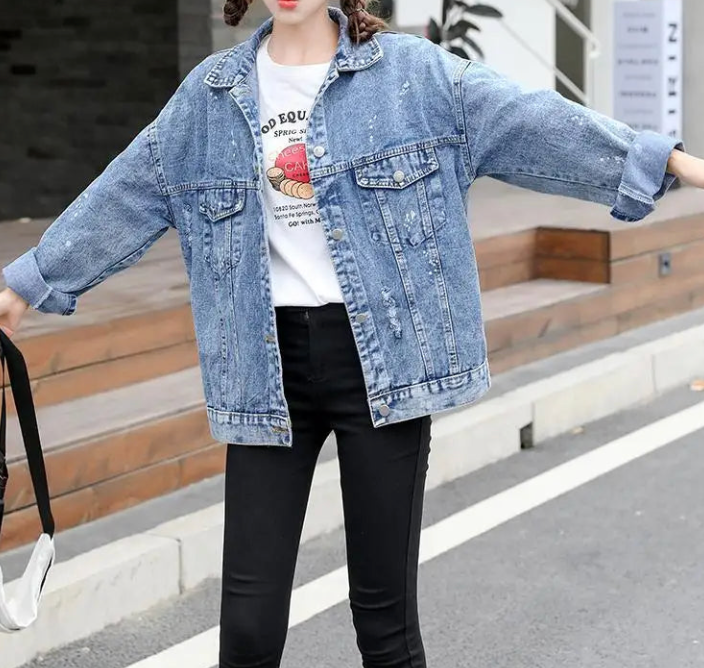 Giacca di jeans da donna in stile moderno