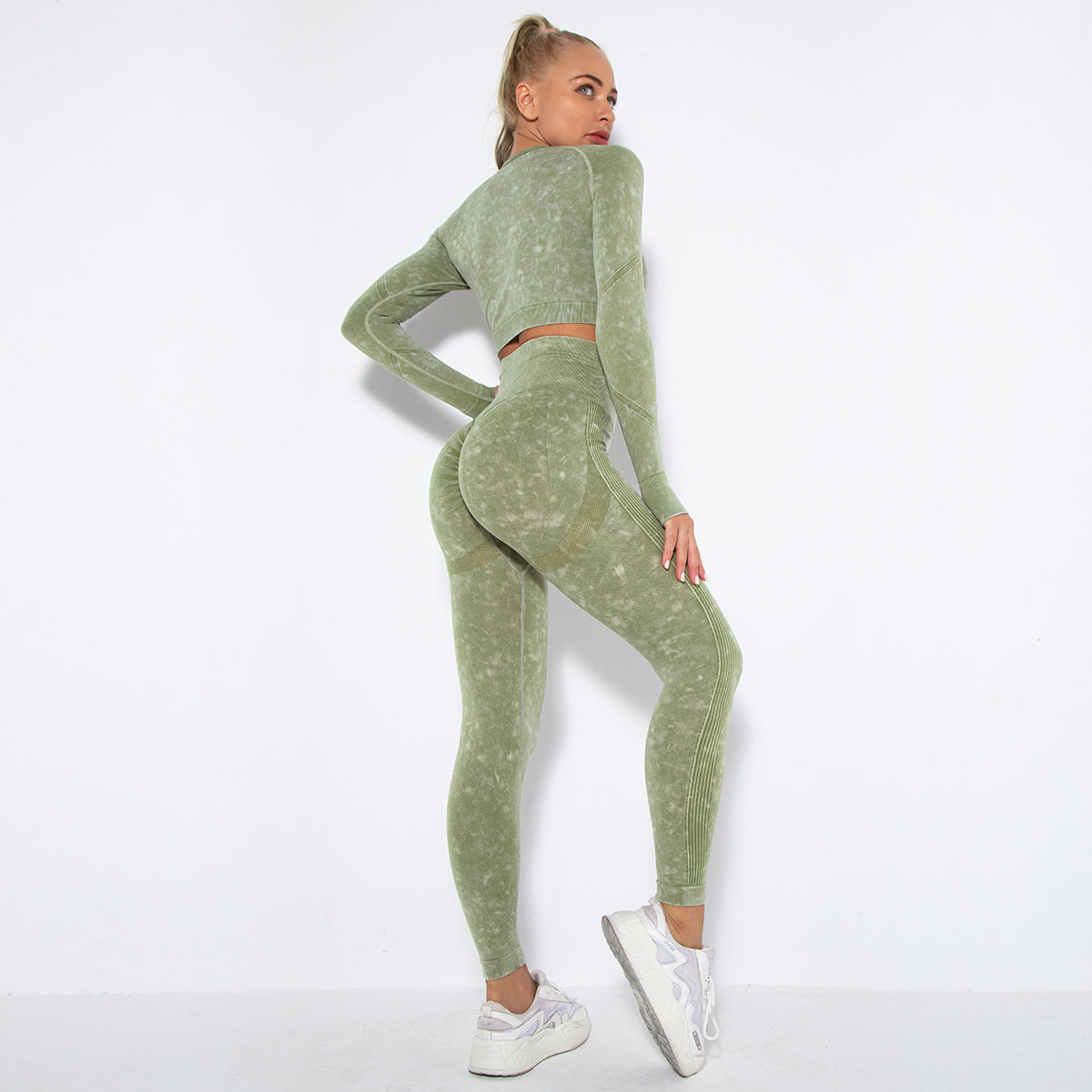 Drune | Sportliches Set Mit Crop Top Und High Waist Leggings