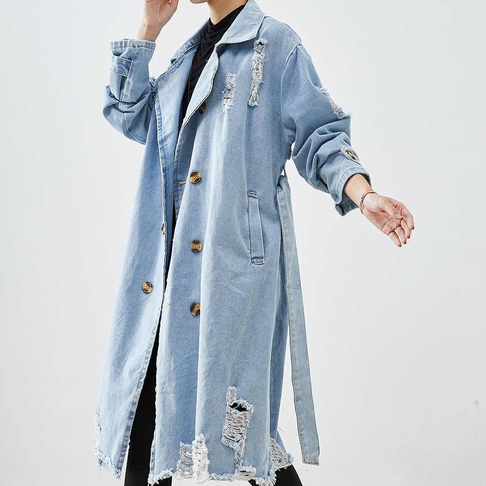 Lore Voss | Eleganza femminile in un cappotto di jeans da donna