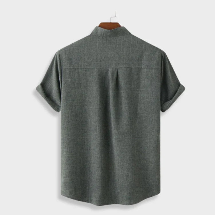 Camicia in cotone a maniche corte con bottoni e tasca